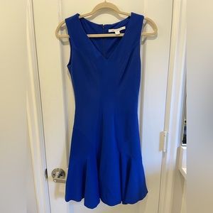 Dianne Von Furstenberg size 0 blue mini dress